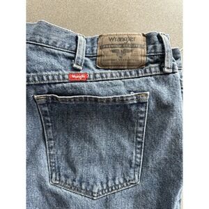 Wrangler Men's Denim Blue Jeans Cotton 42x30 Straight Leg 97601VR
